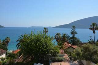 Апартаменты Petrovic house Херцег-Нови Апартаменты с видом на море-1